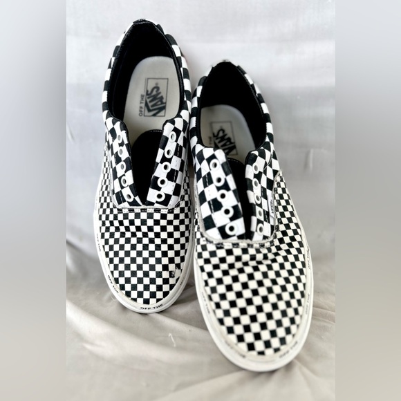 Rare Vans Off The Wall Men's 10 Black/White checker skateboard shoes - Picture 5 of 7